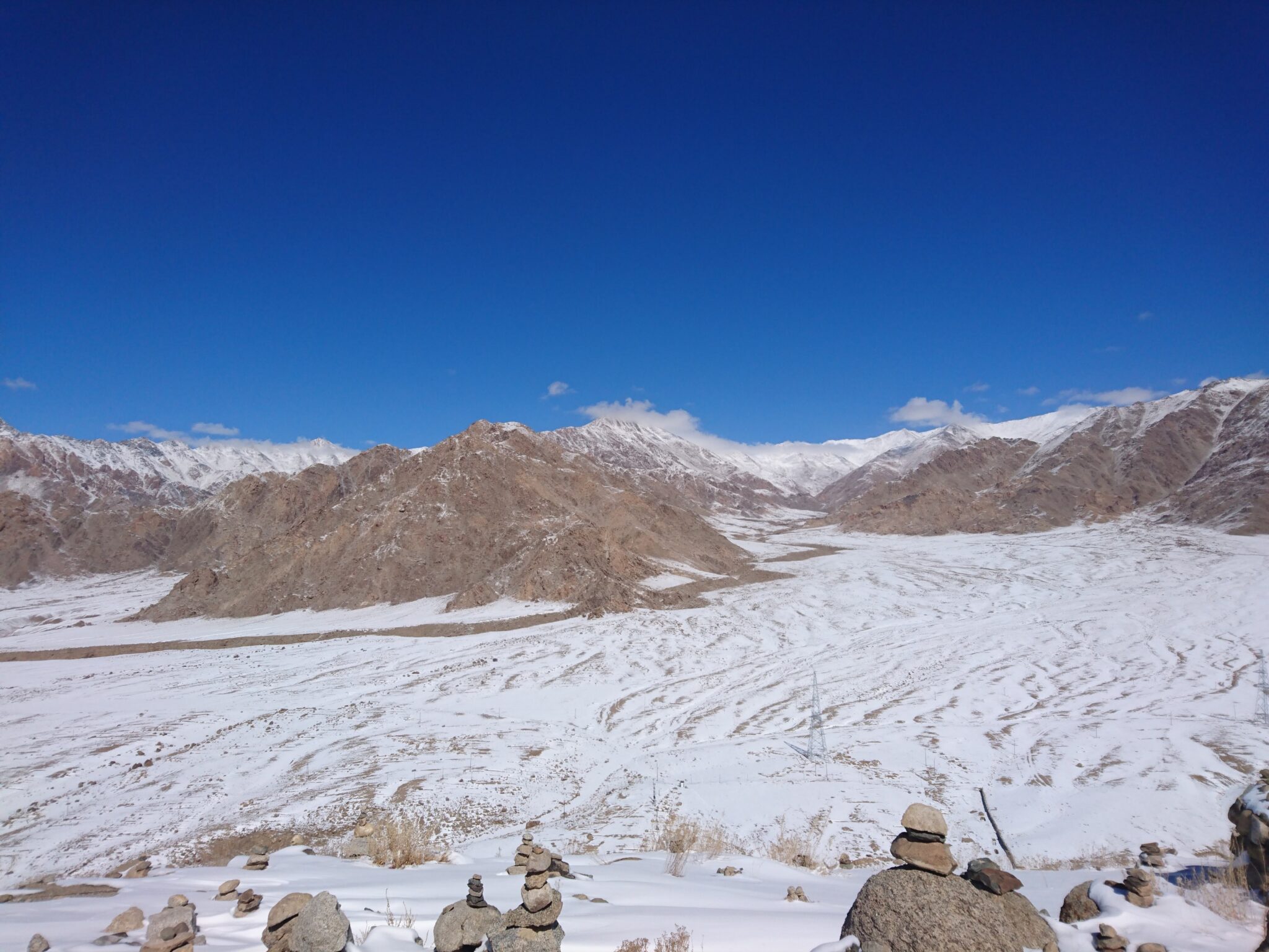 Верещагин ледник по дороге из Кашмира в Ладакх. UT Ladakh. Намкила Ladakh.