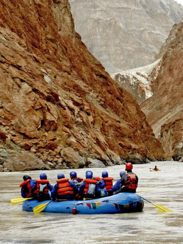 5 Tips to go on River Rafting in Ladakh.